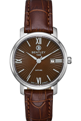 Product SKU: 1830-10LWDDCase Material: Stainless steel caseCase Size: 32.0mm X 32.0mmDial Size: 26.5 mmDial Color: Brown dialBracelet:  Brown calfskin leather strapCrystal: Sapphire crystal glassCrown: 4.0mmMovement: VX12E