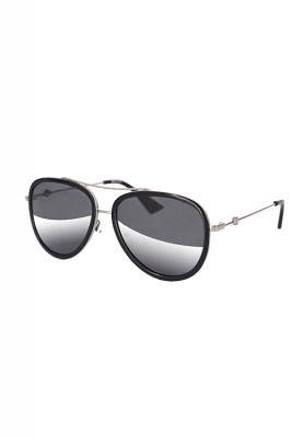 Product SKU: BLO-172-0625BWB◆ Size: 57x17x135(mm)◆ Color: black◆ Resin frame